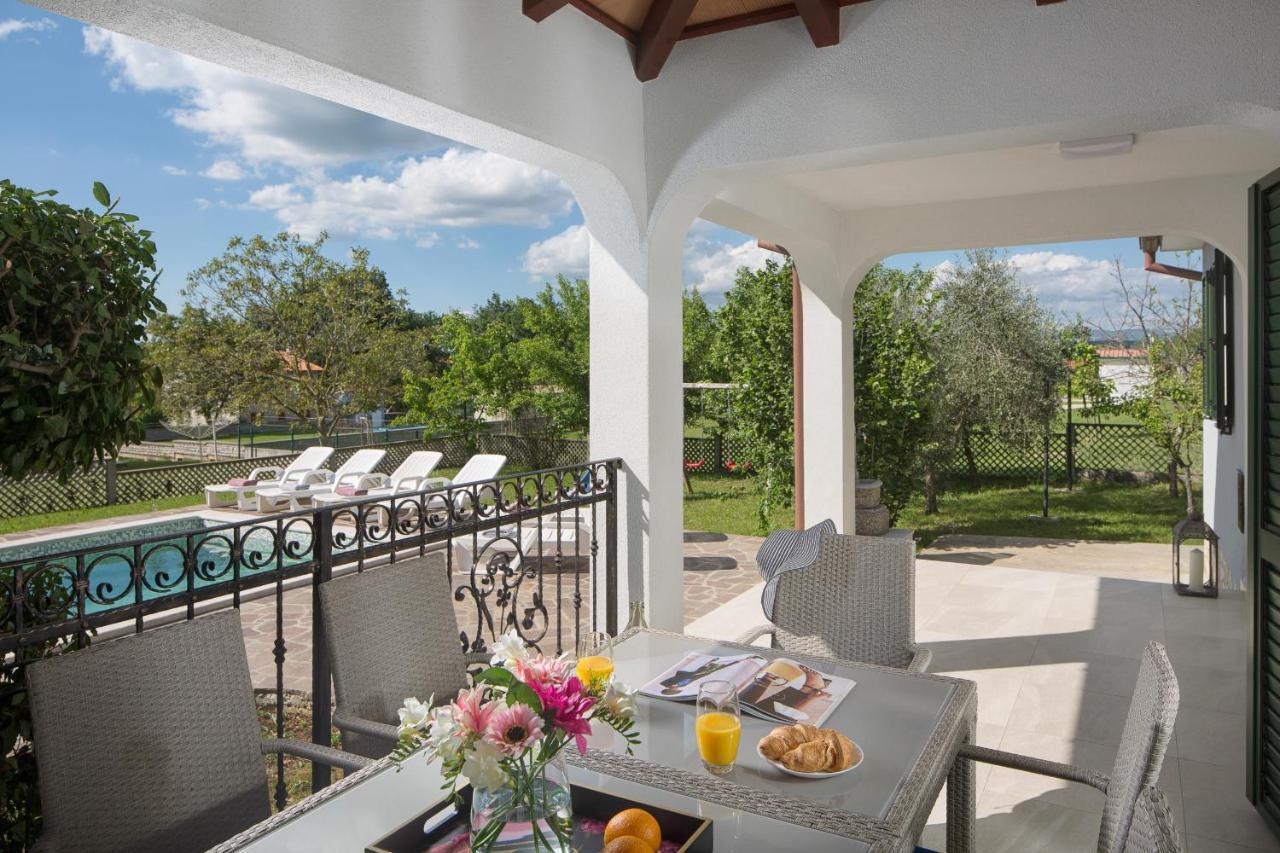 Villa Amaryllis Labin  Extérieur photo